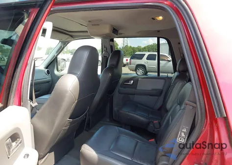 2004 Ford Expedition Nbx/Xlt z USA, uszkodzony, nr VIN 1FMFU16LX4LA82213